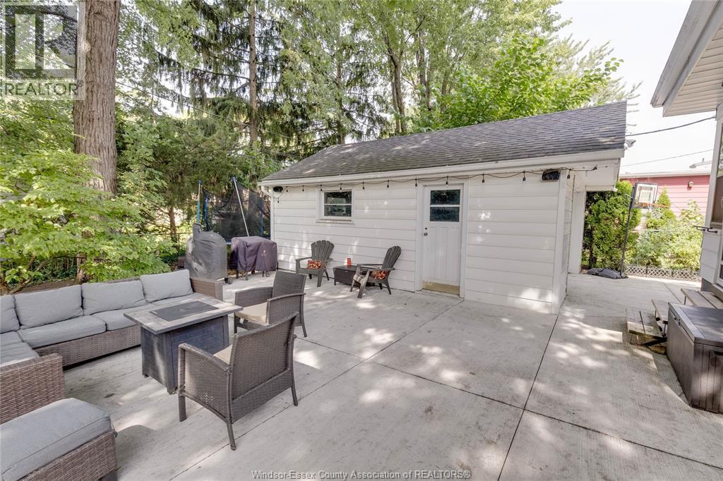 3035 Radisson Avenue, Windsor, Ontario  N9E 1Y4 - Photo 46 - 26021957