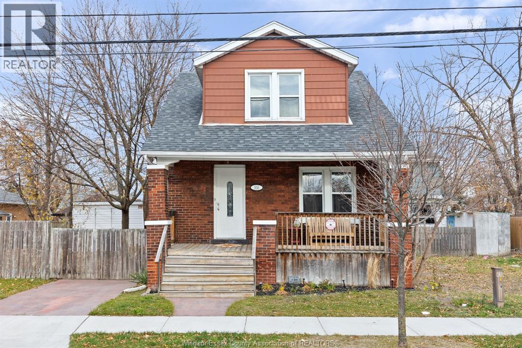 936 Arthur, Windsor, Ontario  N8Y 3Y3 - Photo 2 - 26021991