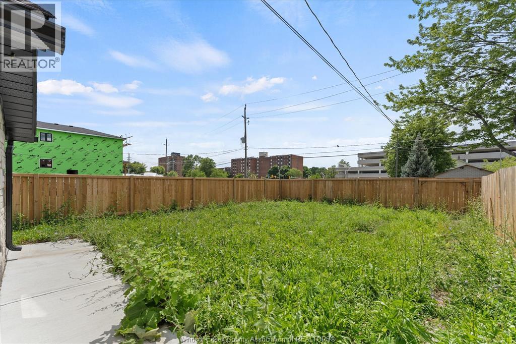229 Aylmer, Windsor, Ontario  N9A 1T1 - Photo 20 - 26021934