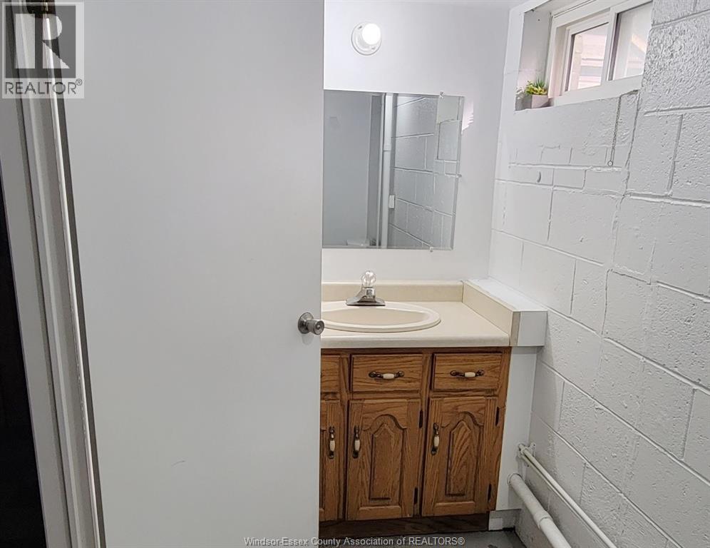 3006 Alexander Ave, Windsor, Ontario  N9C 1G5 - Photo 21 - 26021882