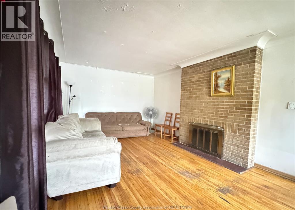 3006 Alexander Ave, Windsor, Ontario  N9C 1G5 - Photo 5 - 26021882