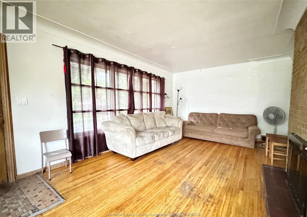 3006 Alexander Ave, Windsor, Ontario  N9C 1G5 - Photo 6 - 26021882