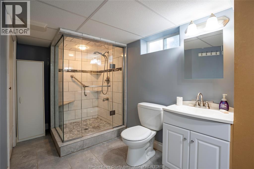 583 Bertha, Windsor, Ontario  N8P 1B6 - Photo 25 - 26022003