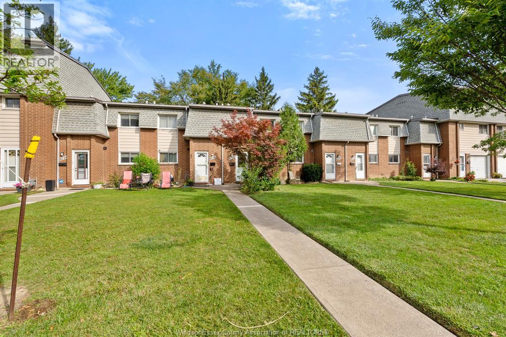 6728 Rose-Ville Garden Drive Unit# 15, Windsor, Ontario  N8T 1J2 - Photo 36 - 26022008