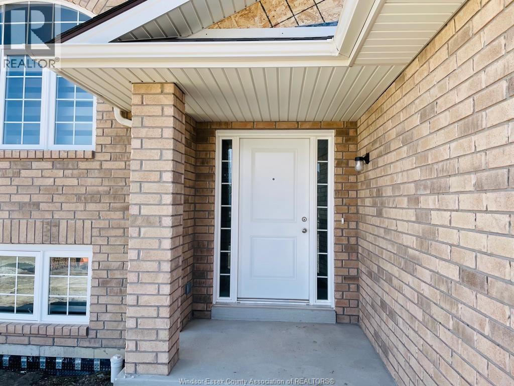 393 Mulberry Lane, Lakeshore, Ontario  N0R 1A0 - Photo 2 - 26021928