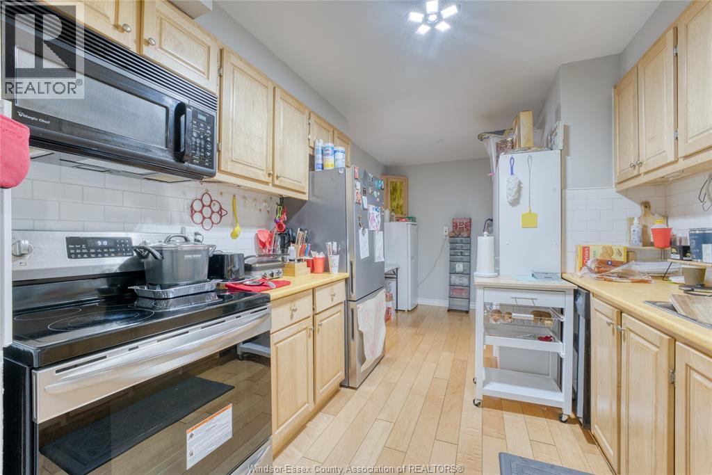 2144 Pelissier Unit# 303, Windsor, Ontario  N8X 1N4 - Photo 13 - 26022010