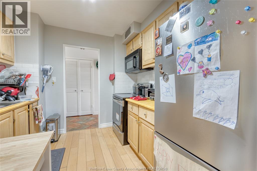 2144 Pelissier Unit# 303, Windsor, Ontario  N8X 1N4 - Photo 14 - 26022010