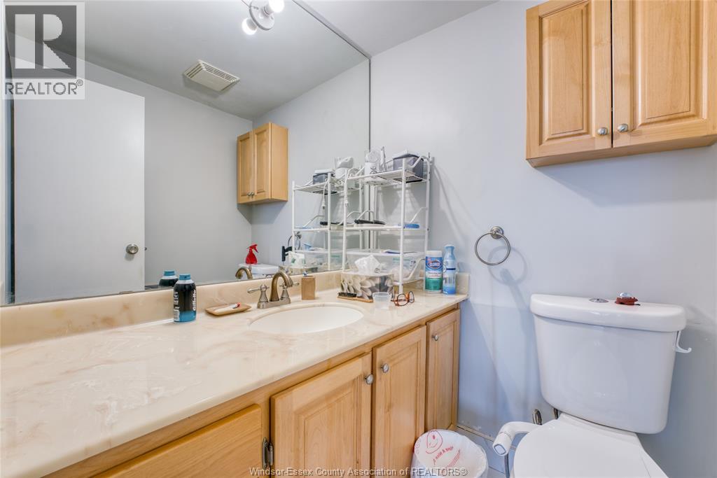 2144 Pelissier Unit# 303, Windsor, Ontario  N8X 1N4 - Photo 19 - 26022010