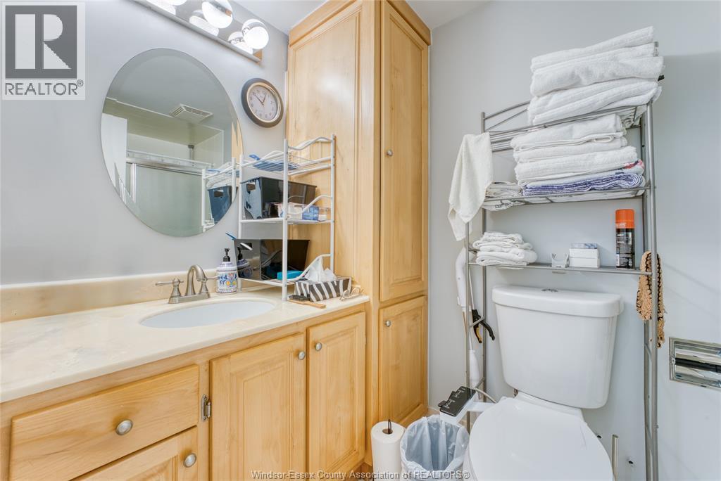 2144 Pelissier Unit# 303, Windsor, Ontario  N8X 1N4 - Photo 22 - 26022010