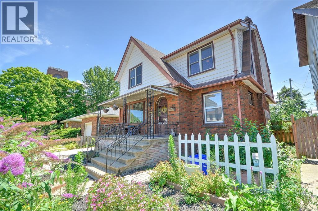 161 SHEPHERD STREET East, Windsor, Ontario