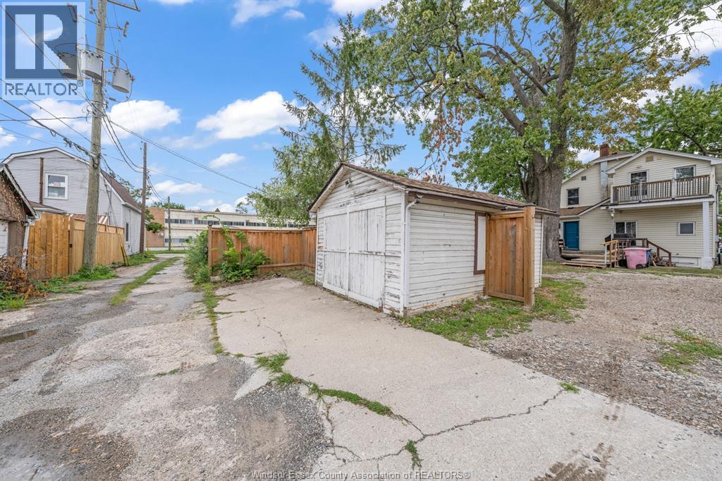 427 Cameron, Windsor, Ontario  N9B 1Y9 - Photo 35 - 26021979