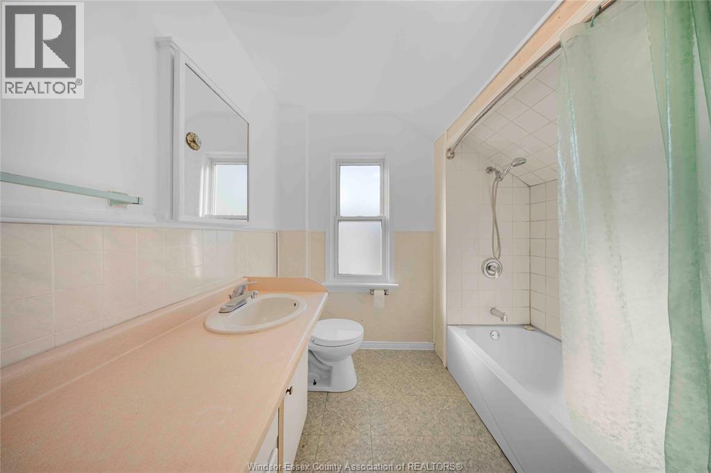 2404 Howard Avenue, Windsor, Ontario  N8T 2M1 - Photo 25 - 26021962