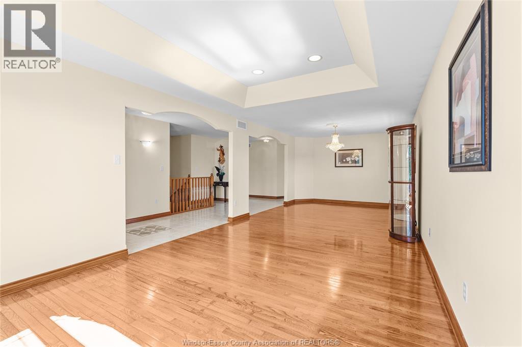 1695 Meridian Street, Windsor, Ontario  N9G 3E7 - Photo 10 - 26022012