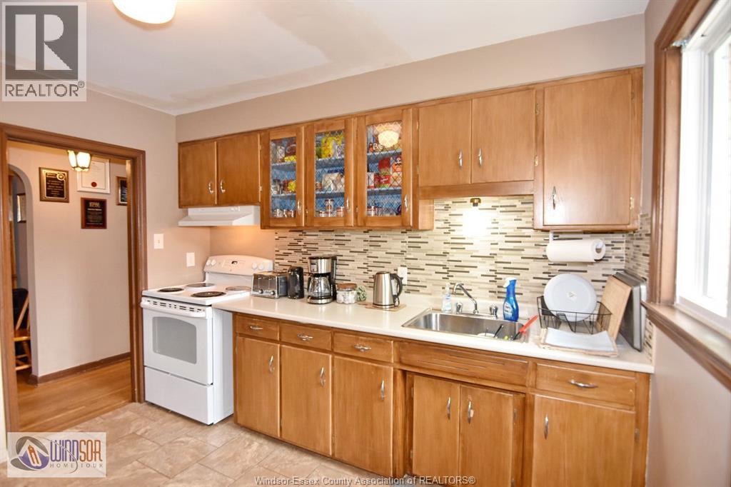 1534 Pillette Road, Windsor, Ontario  N8Y 3C2 - Photo 12 - 26022018