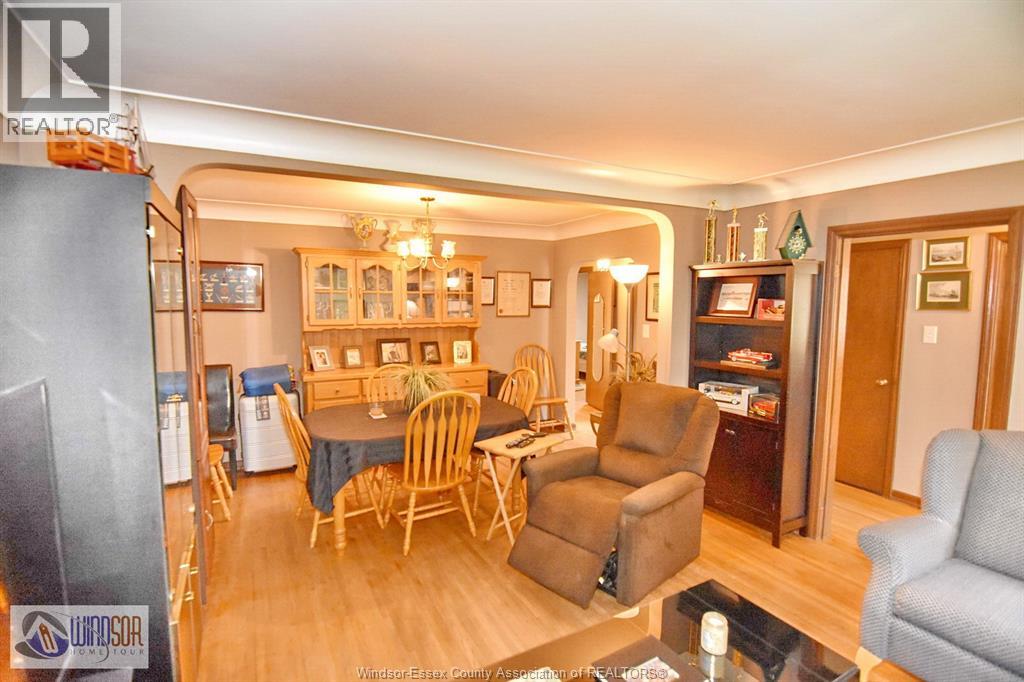 1534 Pillette Road, Windsor, Ontario  N8Y 3C2 - Photo 7 - 26022018