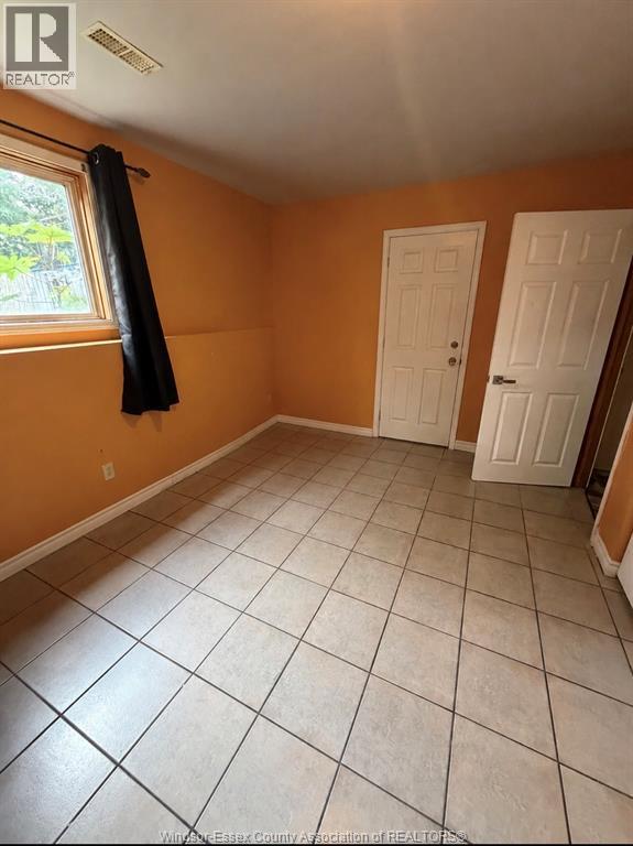 5 Allen Court, Amherstburg, Ontario  N9V 3Z4 - Photo 17 - 26022025