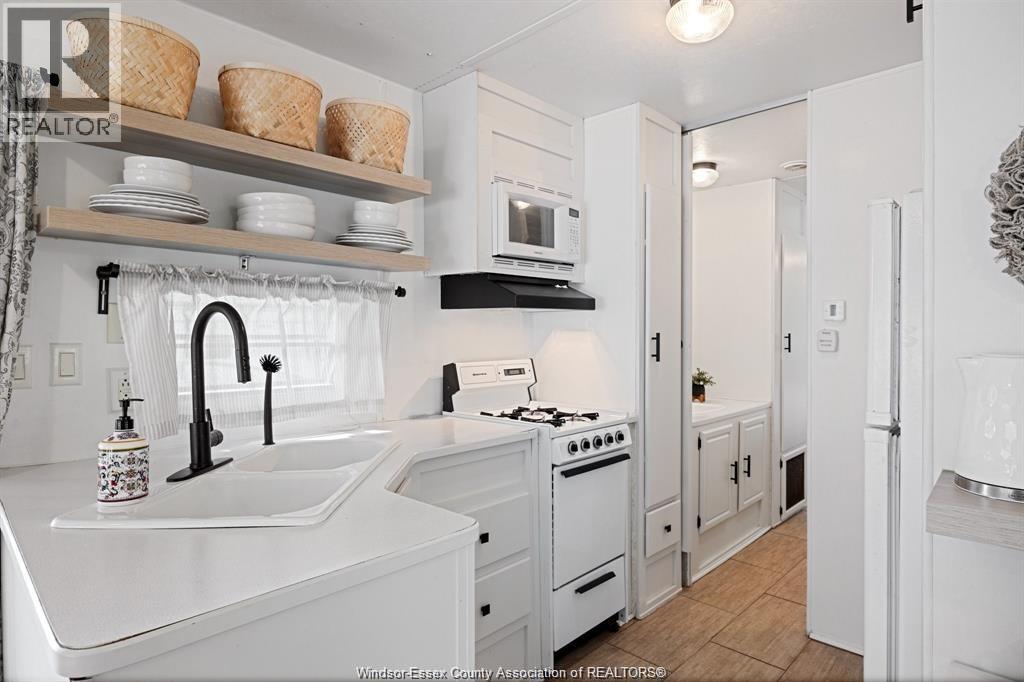 445 County Rd 50 East, Colchester, Ontario  N0R 1G0 - Photo 8 - 26022031