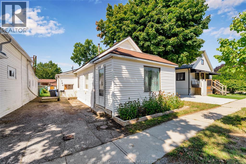 198 BROCK, Amherstburg, Ontario