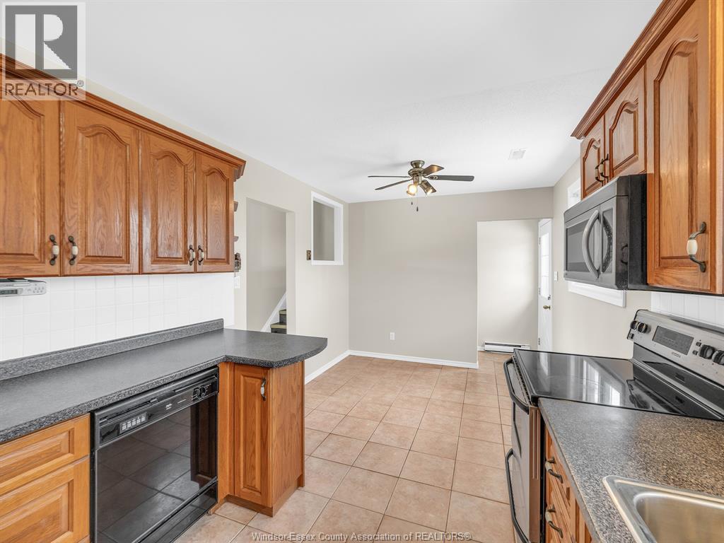 172 Pacific, Amherstburg, Ontario  N9V 3E2 - Photo 14 - 26022039