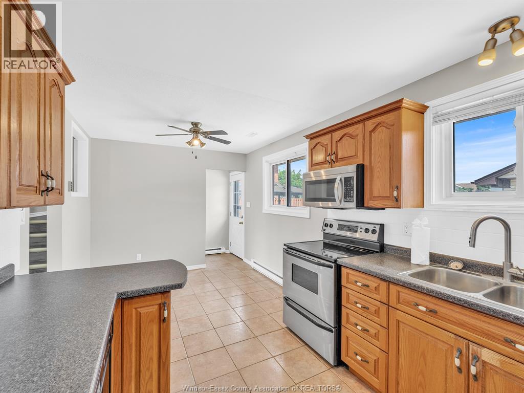 172 Pacific, Amherstburg, Ontario  N9V 3E2 - Photo 15 - 26022039