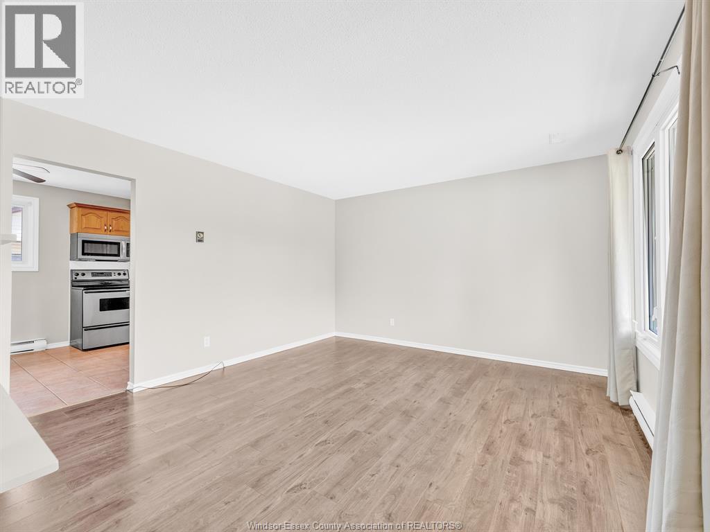 172 Pacific, Amherstburg, Ontario  N9V 3E2 - Photo 9 - 26022039