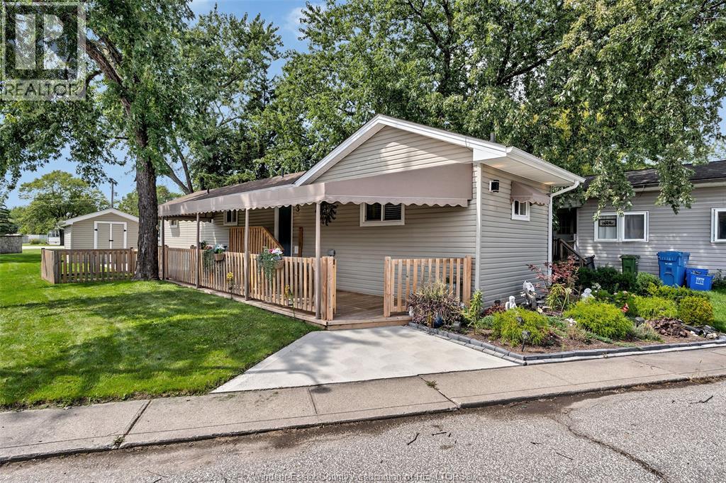 3 ROBIN CRESCENT, Lakeshore, Ontario