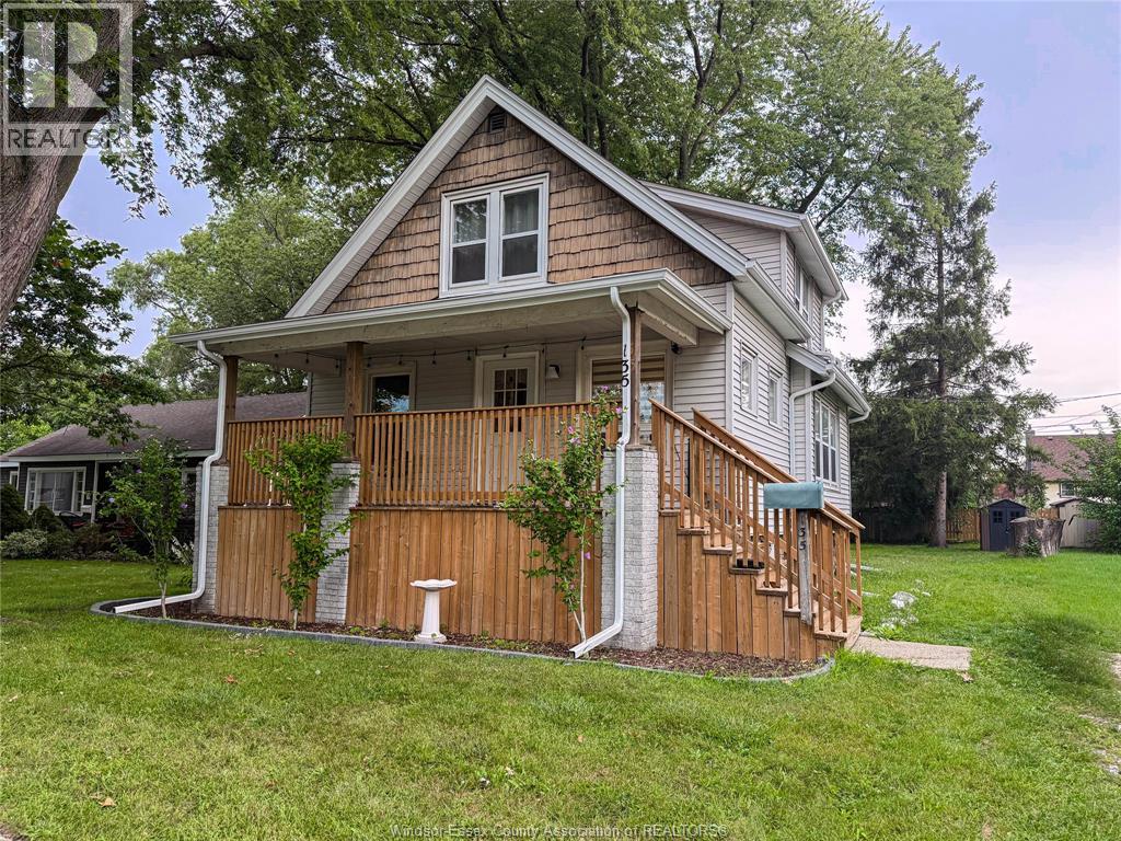 135 Maple Avenue, Lasalle, Ontario  N9J 1N7 - Photo 2 - 26021953