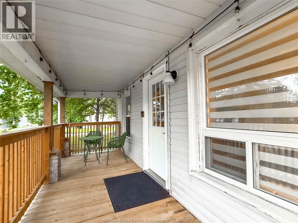 135 Maple Avenue, Lasalle, Ontario  N9J 1N7 - Photo 4 - 26021953