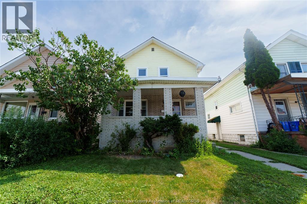 950 ELSMERE, Windsor, Ontario