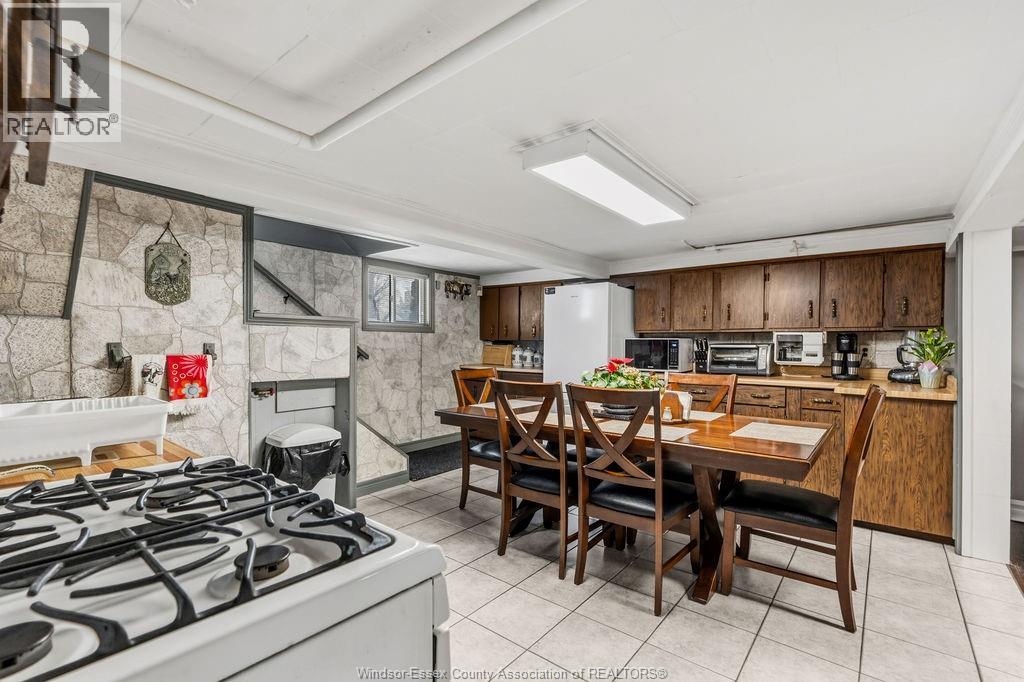 28 Albert Street, Leamington, Ontario  N8H 3J8 - Photo 38 - 26022057