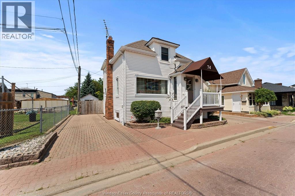 74 Gore Street, Amherstburg, Ontario  N9V 1K4 - Photo 2 - 26022056