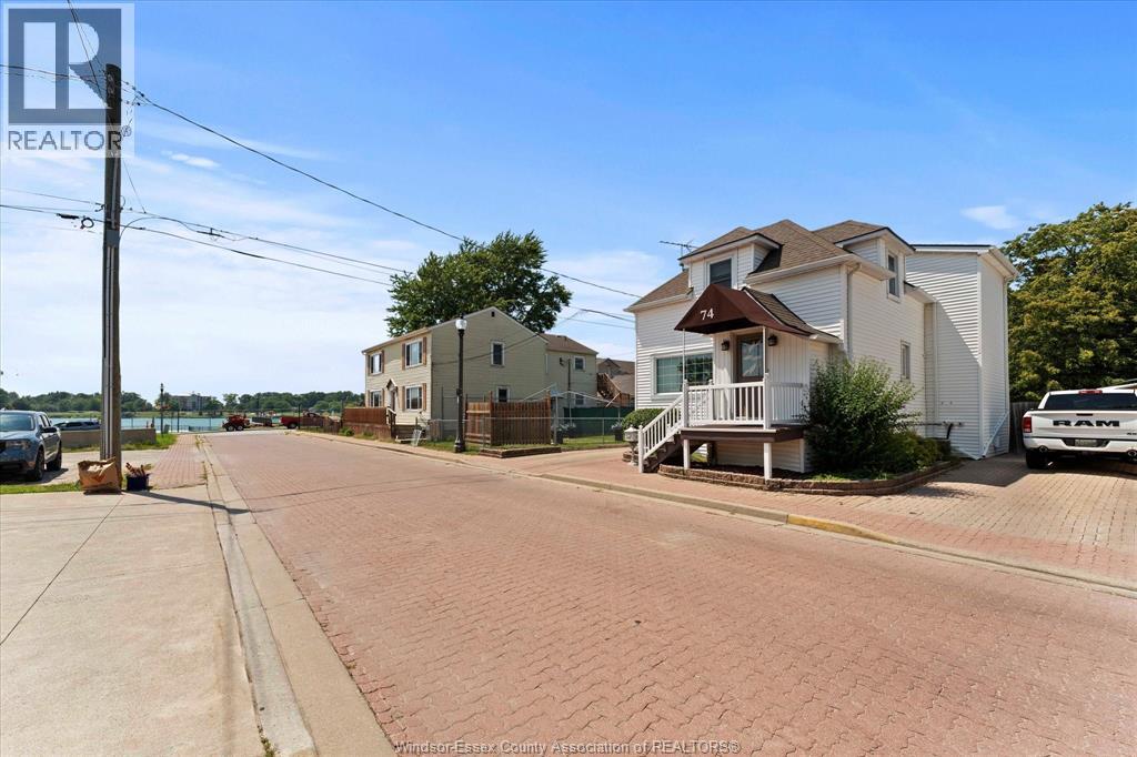 74 Gore Street, Amherstburg, Ontario  N9V 1K4 - Photo 4 - 26022056