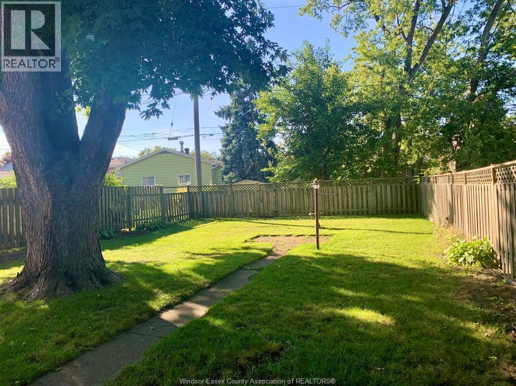 1368 Marlbourough Boulevard, Windsor, Ontario  N9C 1Y7 - Photo 37 - 26022066