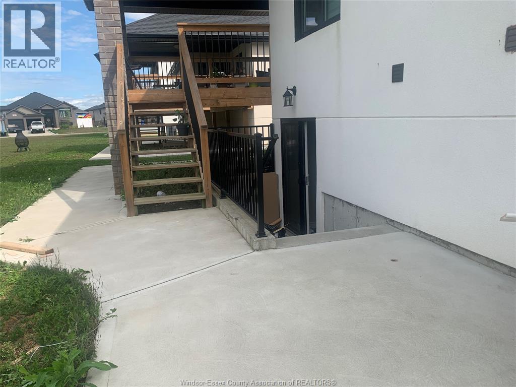 112 Kingsbridge Drive Unit# Lower, Amherstburg, Ontario  N9V 4B6 - Photo 3 - 26022063