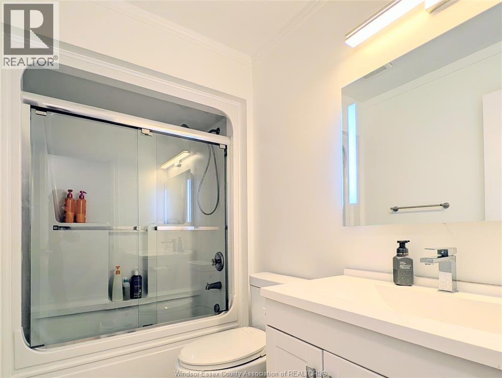 4465 Spago Crescent, Windsor, Ontario  N9G 2Z6 - Photo 15 - 26022103