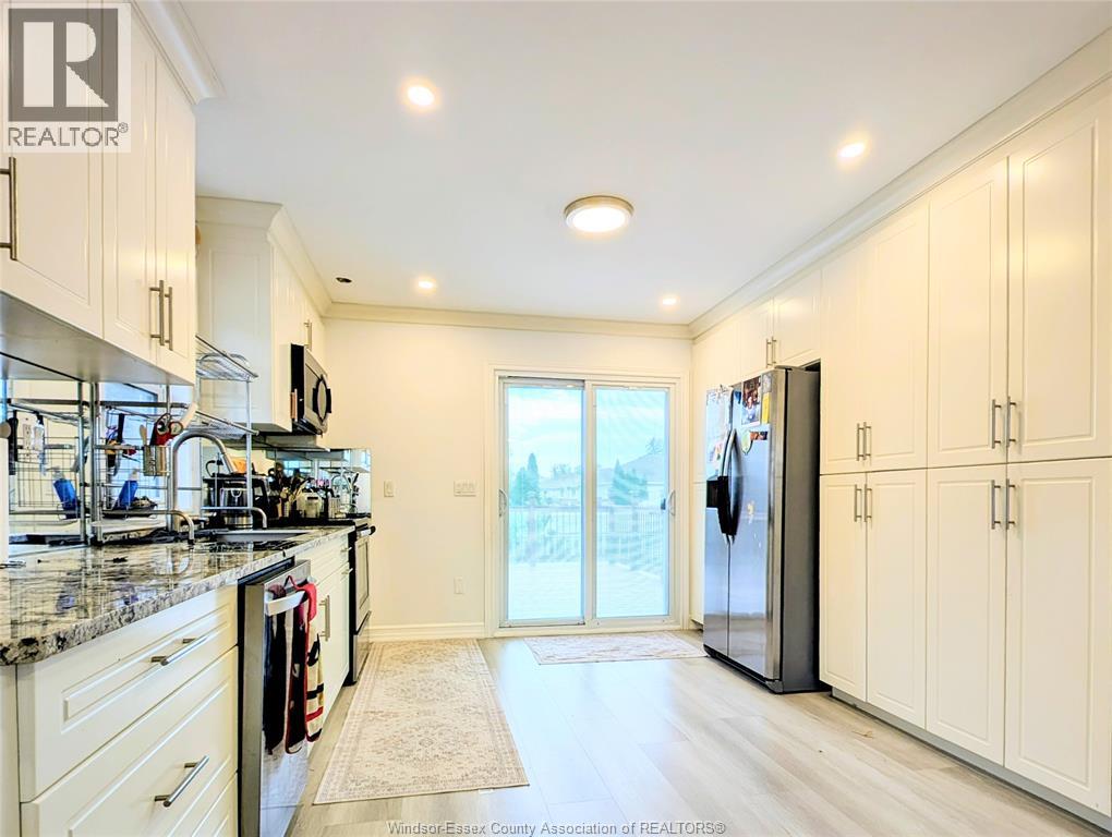 4465 Spago Crescent, Windsor, Ontario  N9G 2Z6 - Photo 9 - 26022103