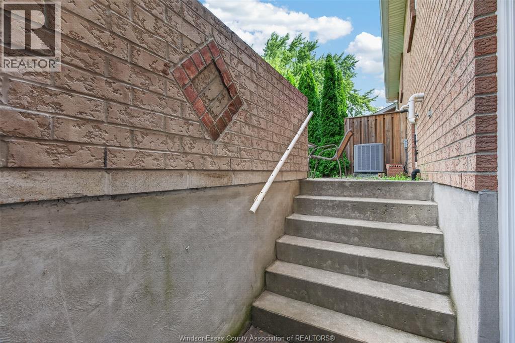 4629 Eagle Crescent, Windsor, Ontario  N9G 2N6 - Photo 34 - 26022055