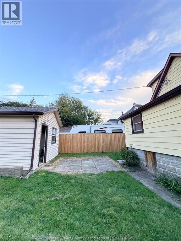 222 Gladstone Avenue Unit# Main, Windsor, Ontario  N9A 2P7 - Photo 17 - 26022070