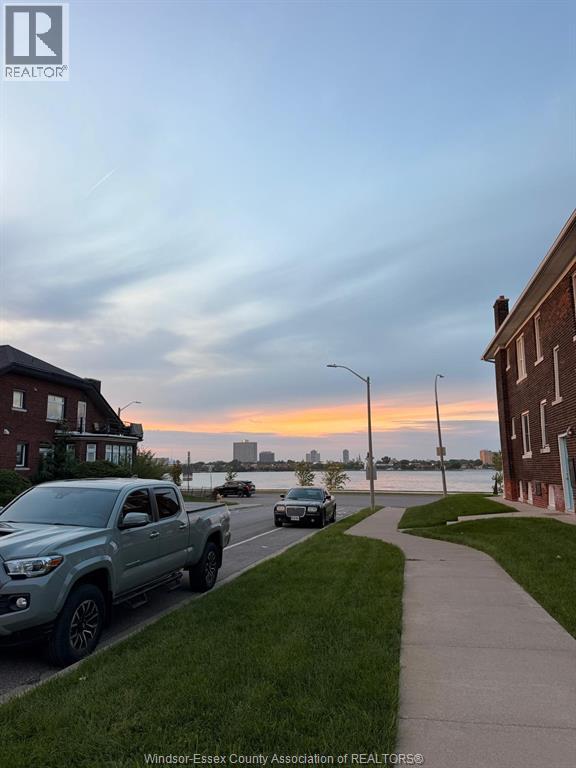 222 Gladstone Avenue Unit# Main, Windsor, Ontario  N9A 2P7 - Photo 21 - 26022070