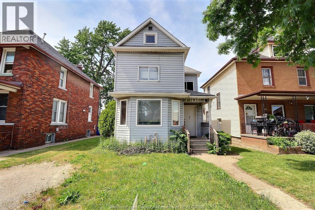 1920 University Avenue West, Windsor, Ontario  N9B 1C8 - Photo 1 - 26022042