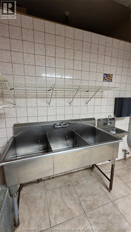 980 Howard Avenue, Windsor, Ontario  N9A 1S5 - Photo 7 - 26022085