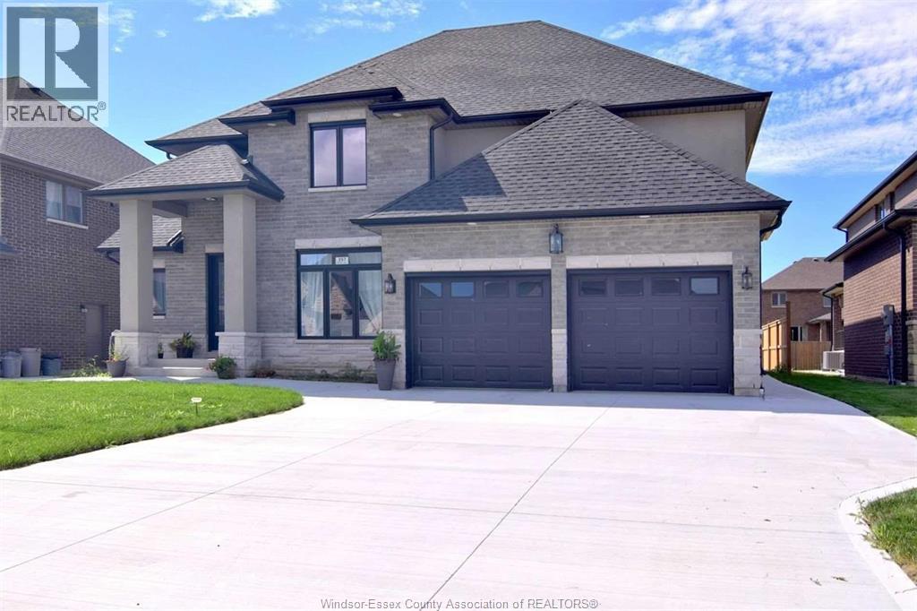 257 ARKONA COURT, Lakeshore, Ontario