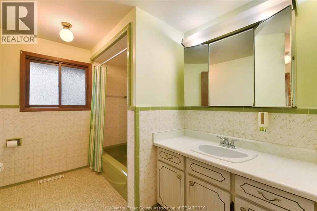 10770 Eastcourt Unit# A, Windsor, Ontario  N8R 1E8 - Photo 11 - 26021632