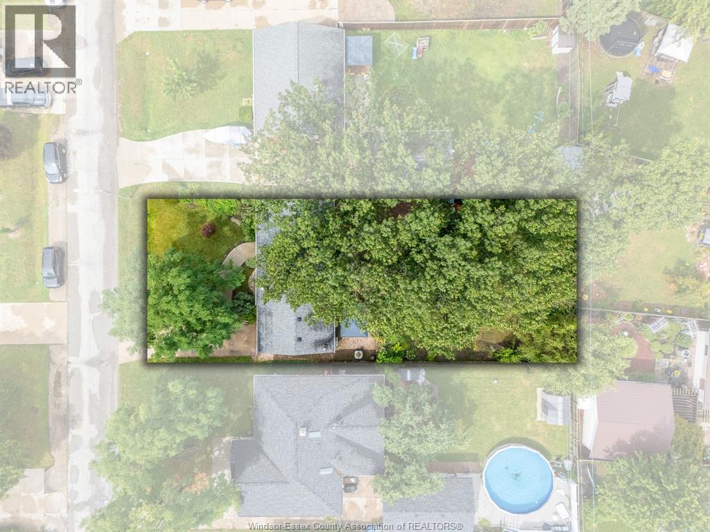 3274 Parkwood Avenue, Windsor, Ontario  N8W 2K8 - Photo 7 - 26022082