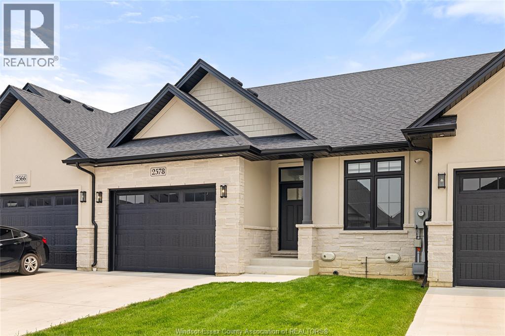 2578 BARKLEY, Windsor, Ontario