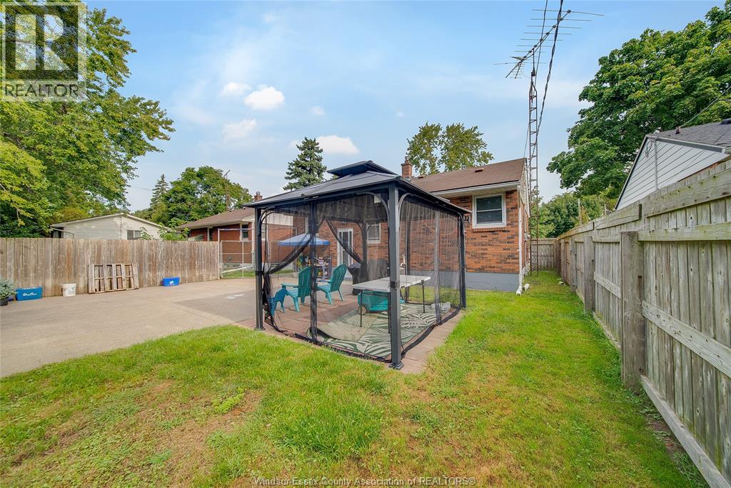 1215 Chappell Unit# Upper, Windsor, Ontario  N9C 3C8 - Photo 28 - 26022116