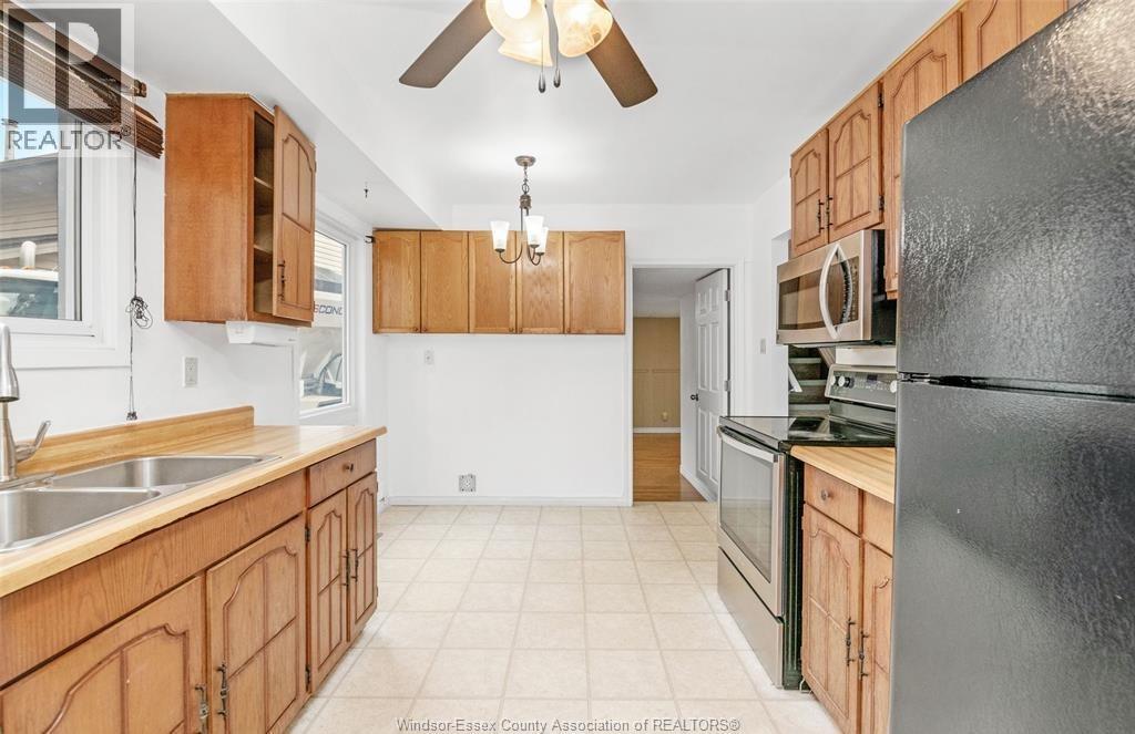 9597 Avery Lane Unit# Upper, Windsor, Ontario  N8R 2C1 - Photo 13 - 26021961