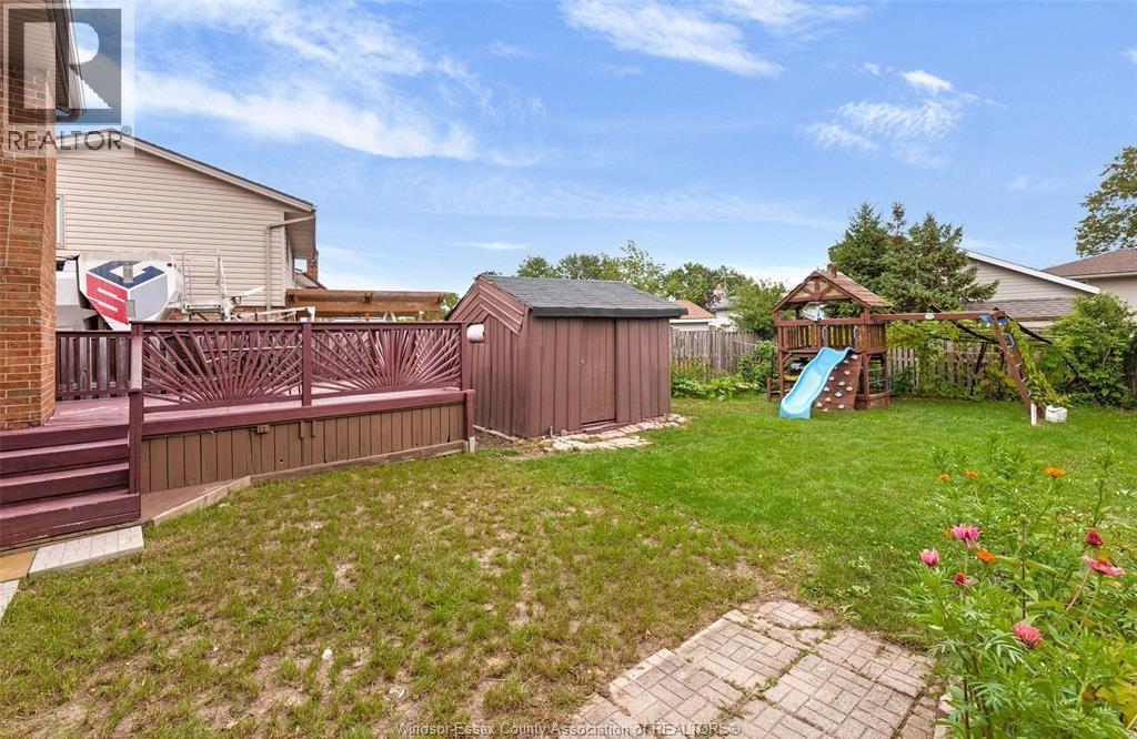 9597 Avery Lane Unit# Upper, Windsor, Ontario  N8R 2C1 - Photo 4 - 26021961