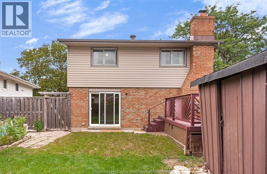9597 Avery Lane Unit# Upper, Windsor, Ontario  N8R 2C1 - Photo 6 - 26021961