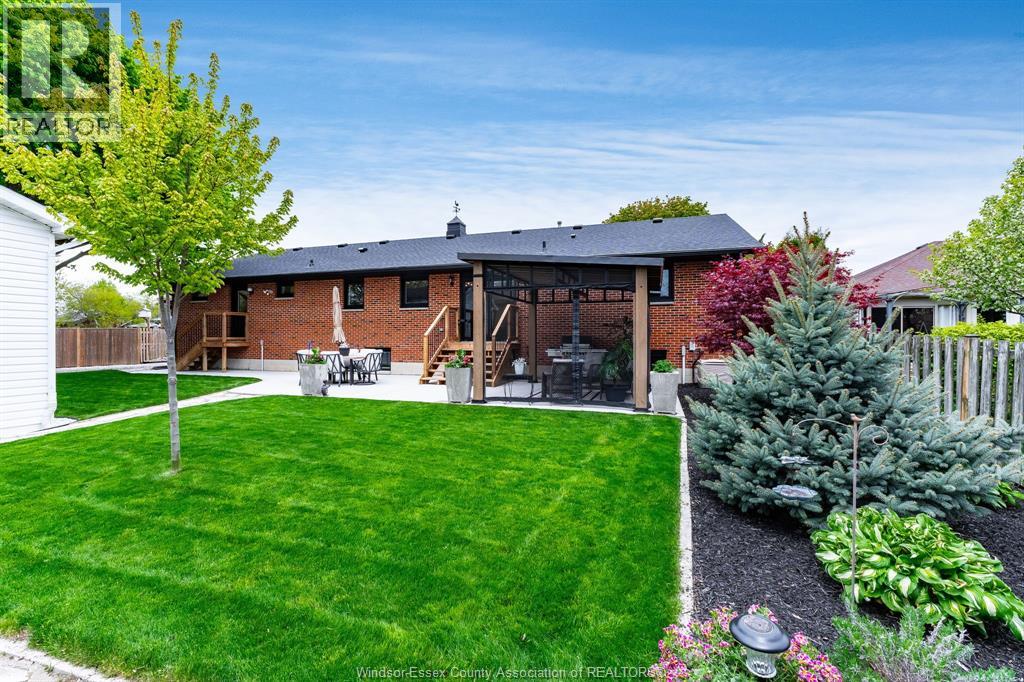 66 Shawnee Court, Leamington, Ontario  N8H 5A9 - Photo 44 - 26022155